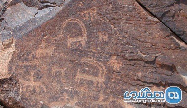 یک مجموعه سنگ نگاره جدید در استان مرکزی کشف شد یک مجموعه سنگ نگاره جدید در استان مرکزی کشف شد